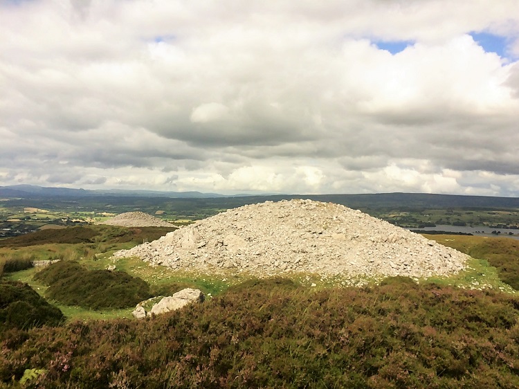 Carins G and H on Carrowkeel