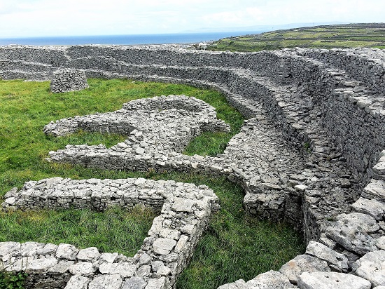 Dún Chrohaire round dry-stone fort.